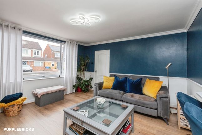 7, Pegasus Road, Farnborough photo 4