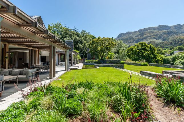 Detached house for sale in 124 Rathfelder Avenue, Constantia Upper, Southern Suburbs, Western Cape, South Africa