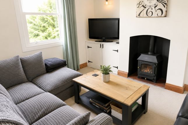 61, Burton Street, Gloucestershire photo 2
