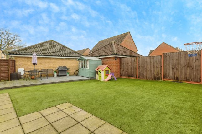 8, Stirling Road, Thetford photo 4