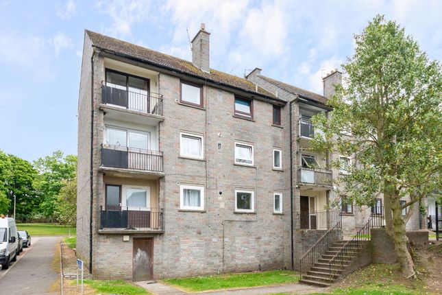 Thumbnail Flat for sale in Gardner Crescent, Aberdeen