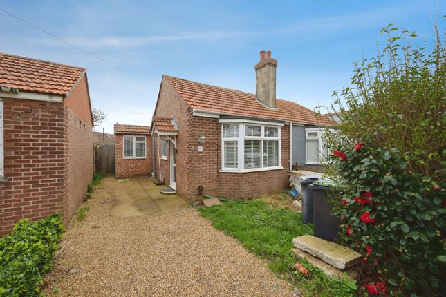 1-bed house on 61, Sea Front Estate, Hampshire, £247,500