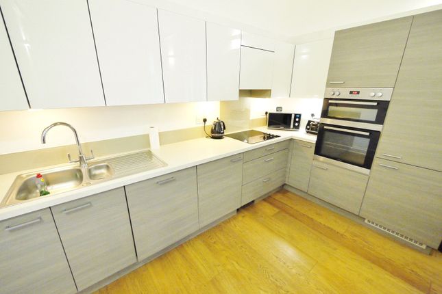 17, Pope Court, Warley photo 2