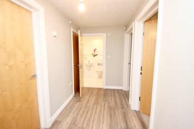 Flat to rent in Manor Court, York