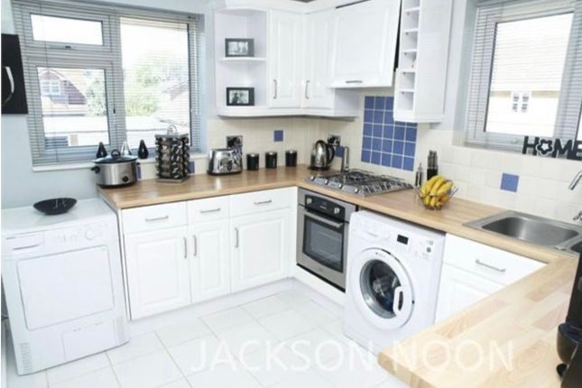 15, Cyclamen Way, Epsom photo 2