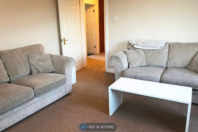 Flat, Coy Pond Road, Poole photo 2