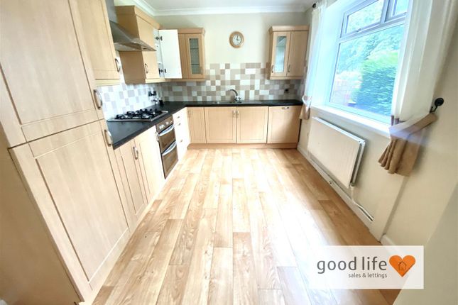 30, Esdale, Sunderland photo 3