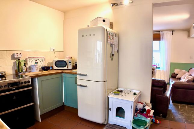 1 Sycamore Houses, Blackwood photo 3