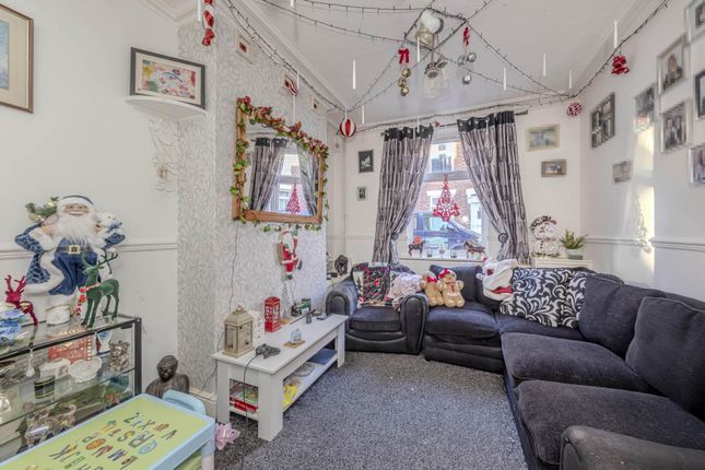 31 Henry Street, Stoke-On-Trent photo 4