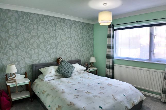 2 Overdene, Blackwood photo 4