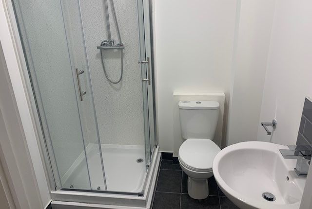 45 The Balbirs, Portswood Road, Southampton photo 5