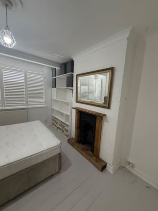 Rosebery Close, Morden photo 5