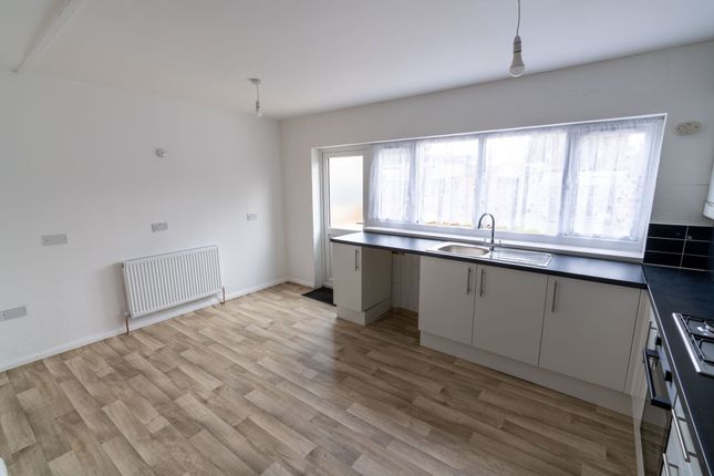 Terraced house to rent in Richards Avenue, Romford