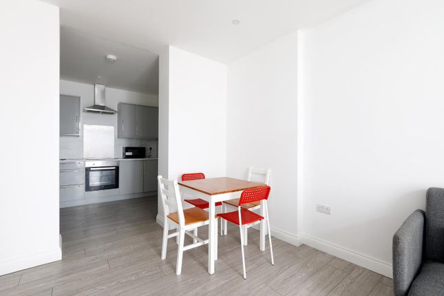 Flat 1, 24, Bristol Road, Brighton photo 4