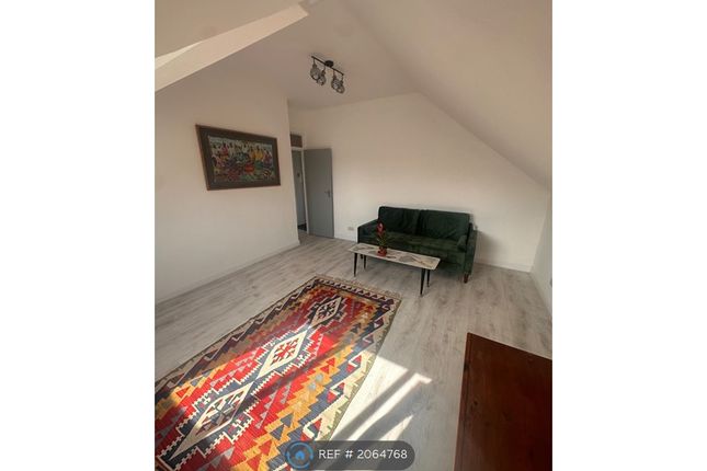 Thumbnail Flat to rent in Nightingale Road, Hackney, Clapton
