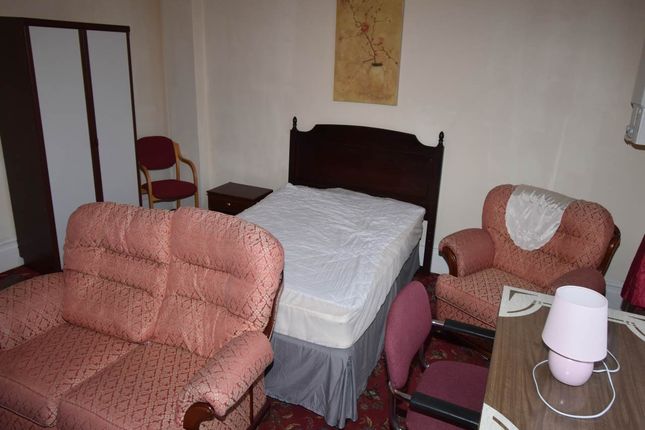Bedroom 3, Photo 4
