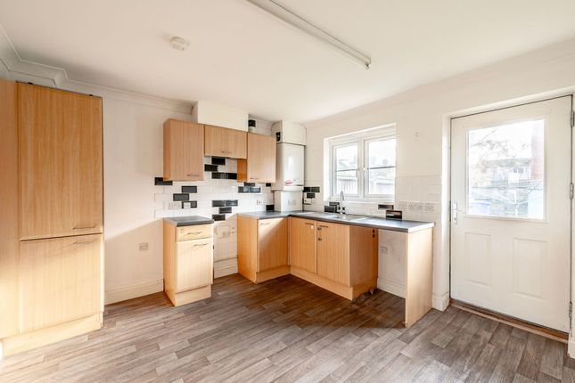 1 Oakwood Mews St. Peters Street, Lowestoft photo 3