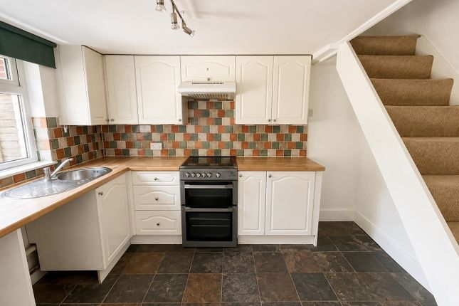 2 Brookside Cottages, Crowhurst, Battle photo 3