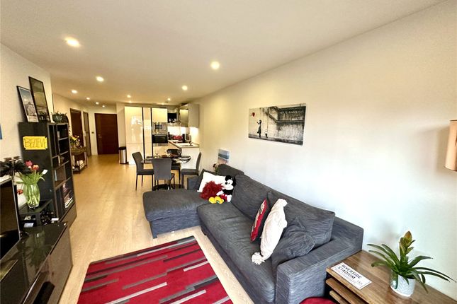 Flat for sale in Newgate, Croydon, East Croydon