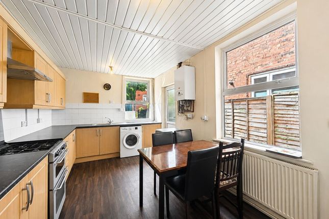 152, Harrington Drive, Nottingham photo 2
