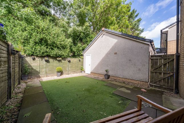 33 Primrose Place, Livingston photo 4