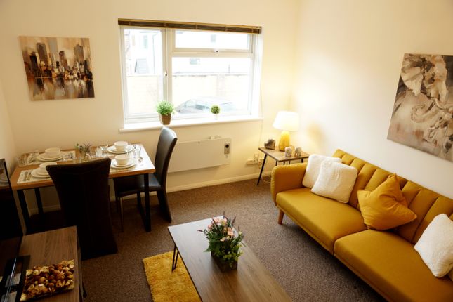 Flat to rent in Bourne House, Ashford, Surrey