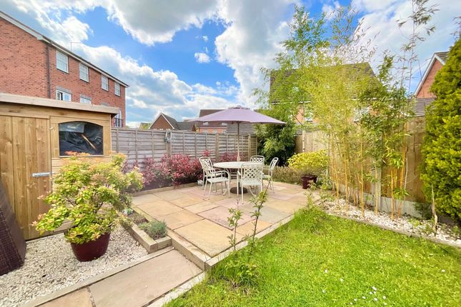 54 Clonners Field, Nantwich photo 4