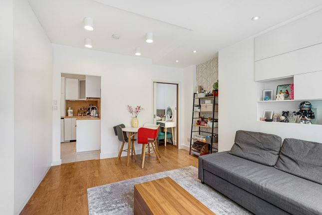 Flat 6, 30, Lower Addison Gardens, London photo 2