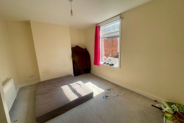 6, Mayfield Avenue, Mayfield Street, HULL photo 4