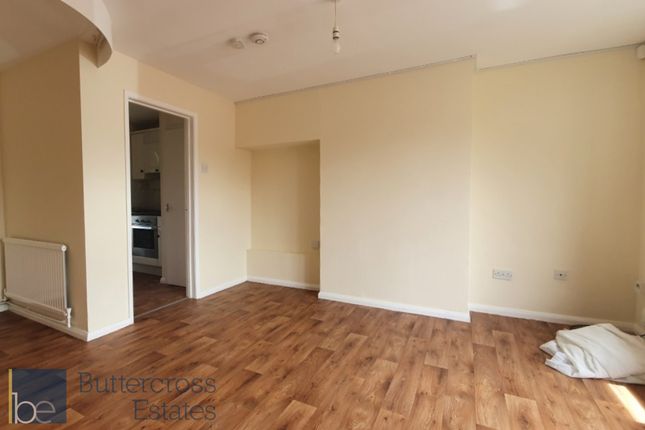 5 South View, Balderton photo 5