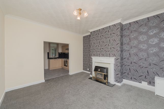 5 Hardwick Road, Featherstone, West Yorkshire photo 2