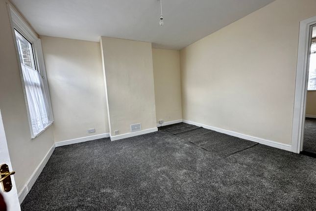 17a Byron Road, Gillingham photo 3