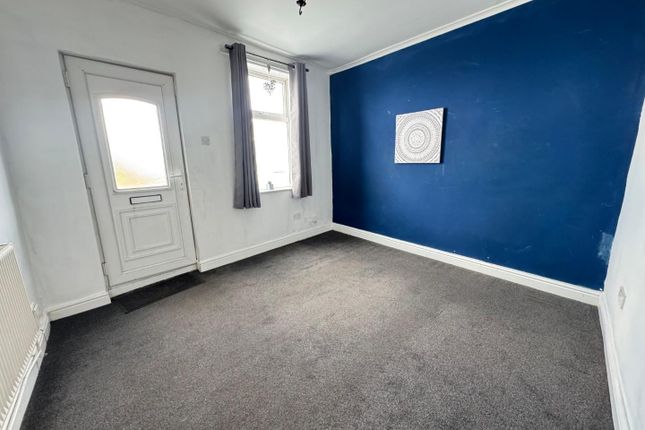113, Barlborough Road, Chesterfield photo 2