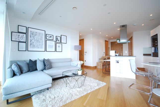 Flat to rent in Arena Tower, 25 Crossharbour Plaza