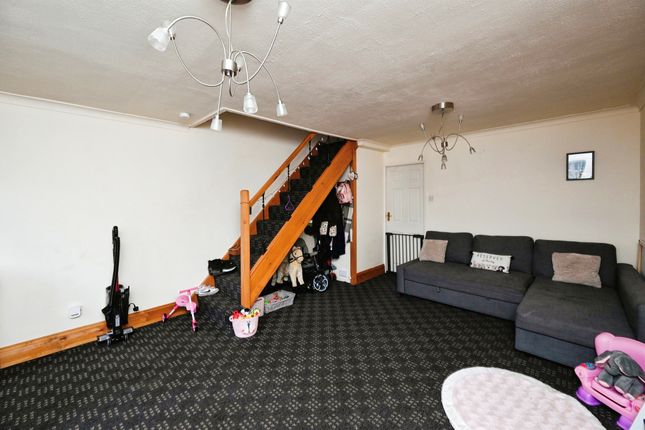 68a, Nottingham Road, Alfreton photo 2