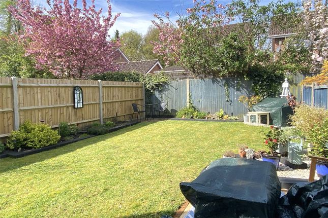 Semi-detached house for sale in Vetch Field, Hook, Hampshire