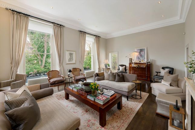 Flat to rent in Holland Park, Holland Park, London