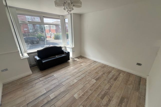 152, Yew Tree Lane, Birmingham photo 3
