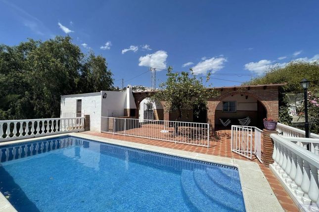 Town house for sale in Corumbela, Andalusia, Spain