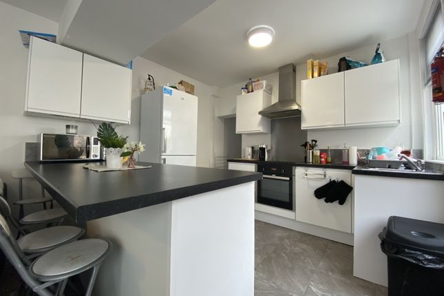 191, Mackintosh Place, Cardiff photo 2