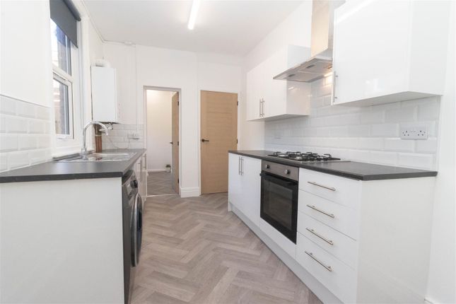 Flat for sale in Park Terrace, North Shields