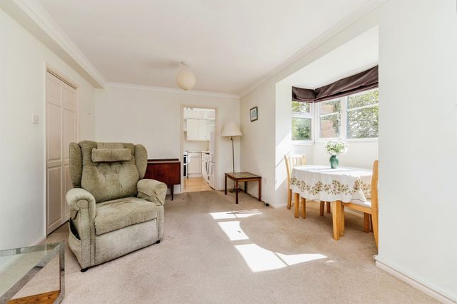 Flat for sale in Temple Court, Hertford