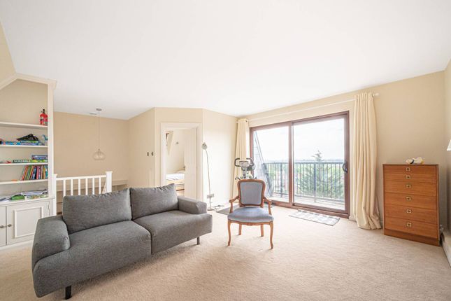 Thumbnail Flat for sale in Parliament Hill, Hampstead, London