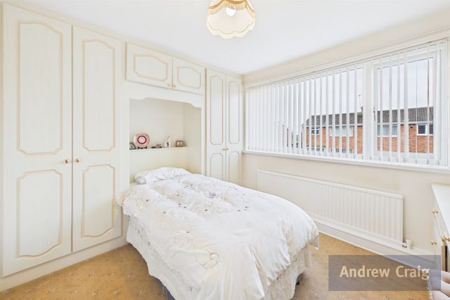 43 Kirkwood Avenue, Hastings Hill, Sunderland photo 4
