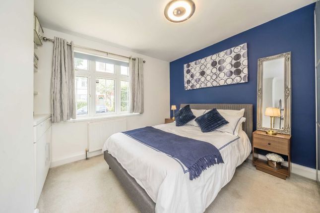 97, Godley Road, London photo 4