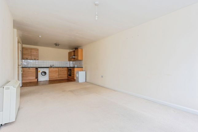 Apartment 8, 1, New William Close, Manchester photo 3