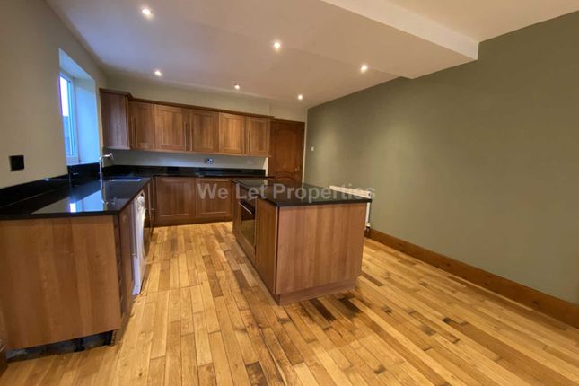 Property to rent in Birch Avenue, Salford