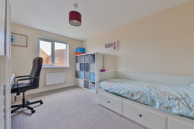End terrace house for sale in Hyde Park Road, Kingswood, Hull