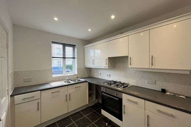 12 Waterfields, Retford photo 2
