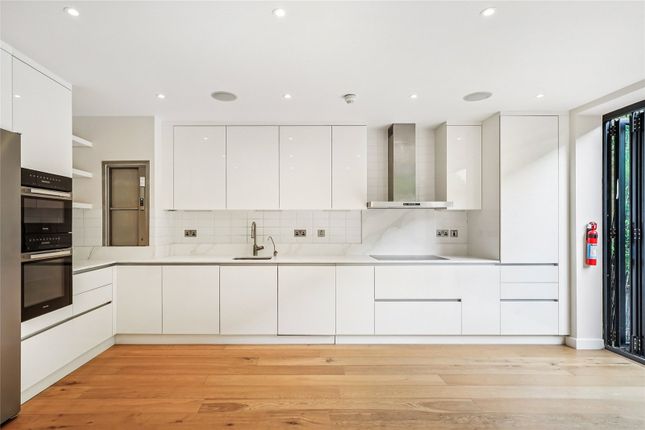 4, Rosenau Road, London photo 5